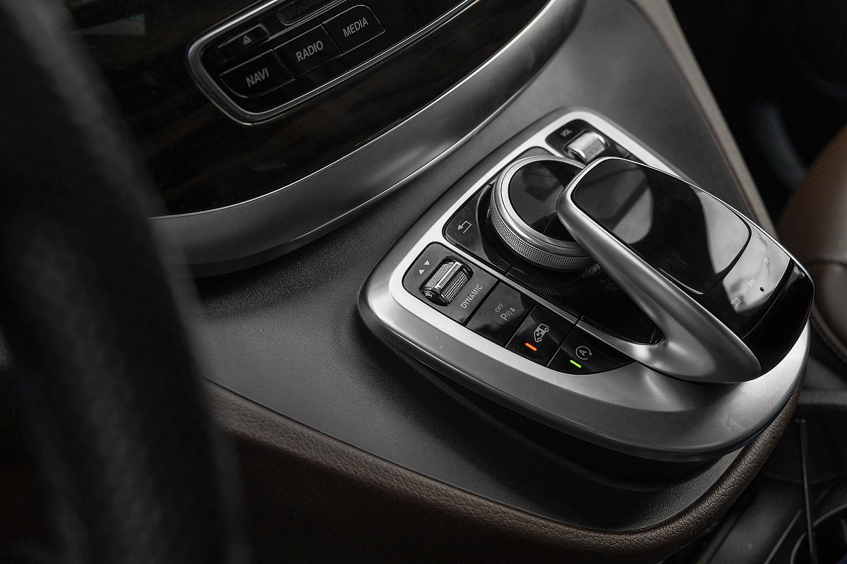 Mercedes V250d