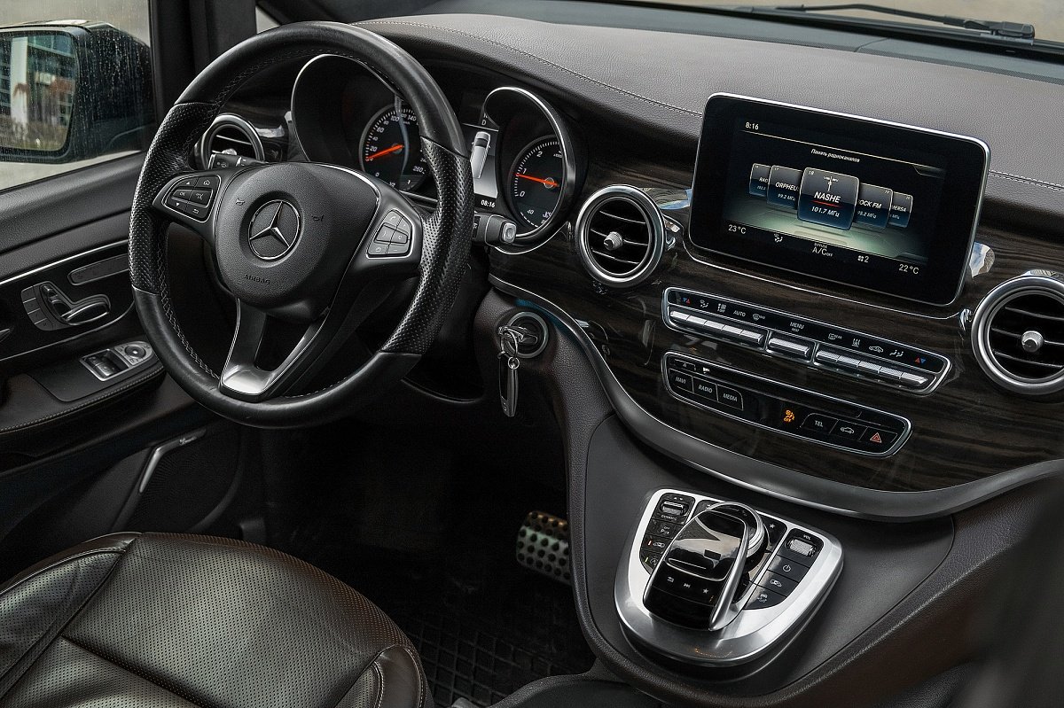 Mercedes V250d