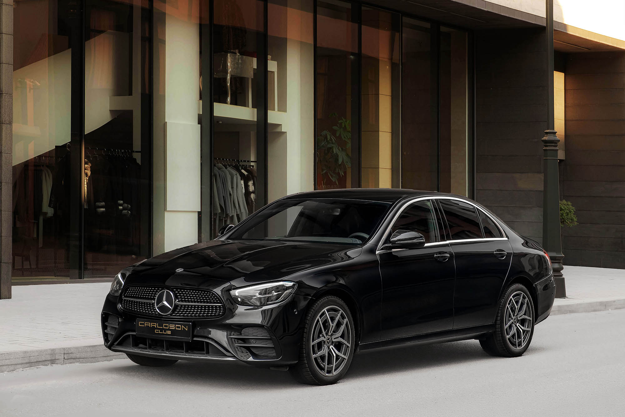 Аренда Mercedes E220d 4matic в Москве