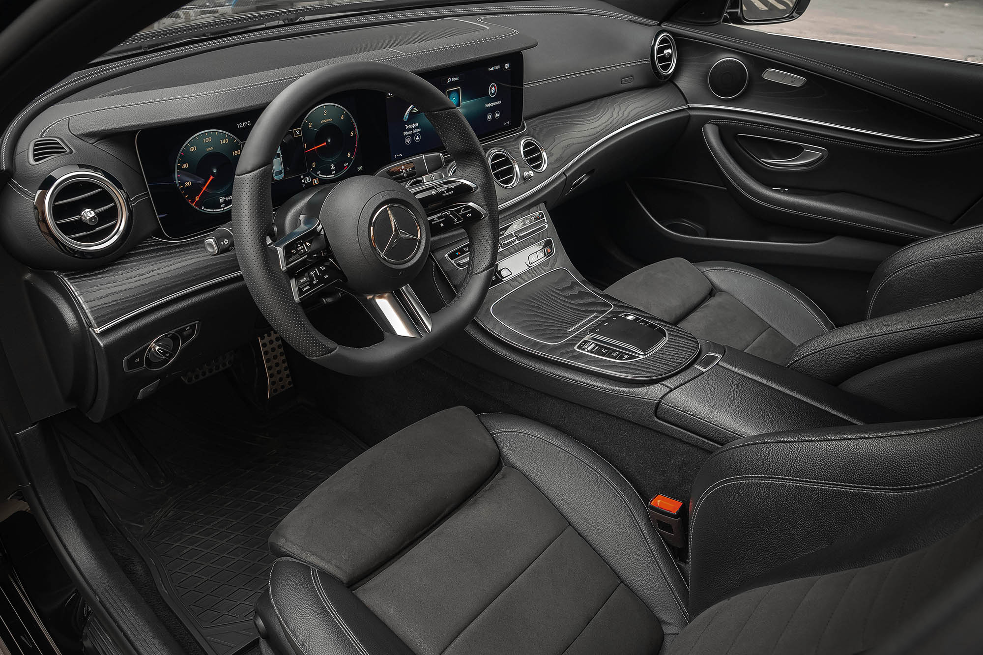 Аренда Mercedes E220d 4matic в Москве