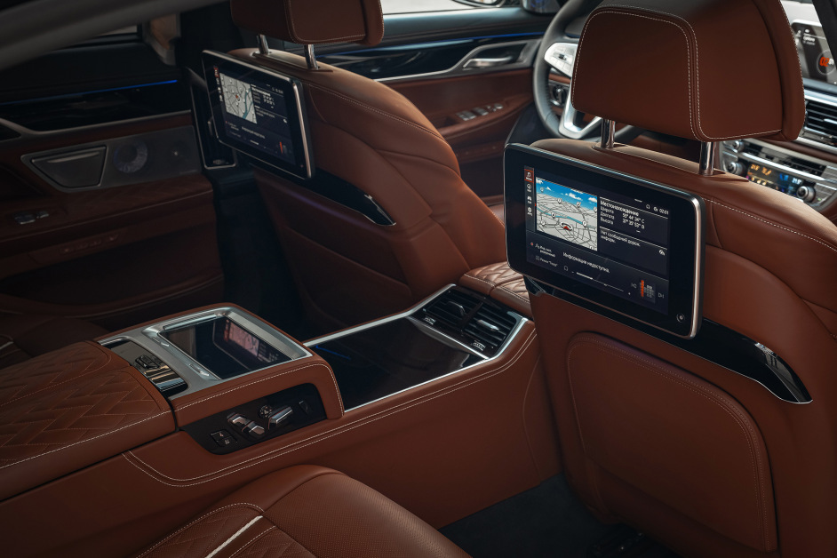 Аренда BMW 730Ld в Москве