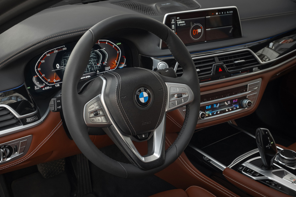 Аренда BMW 730Ld в Москве