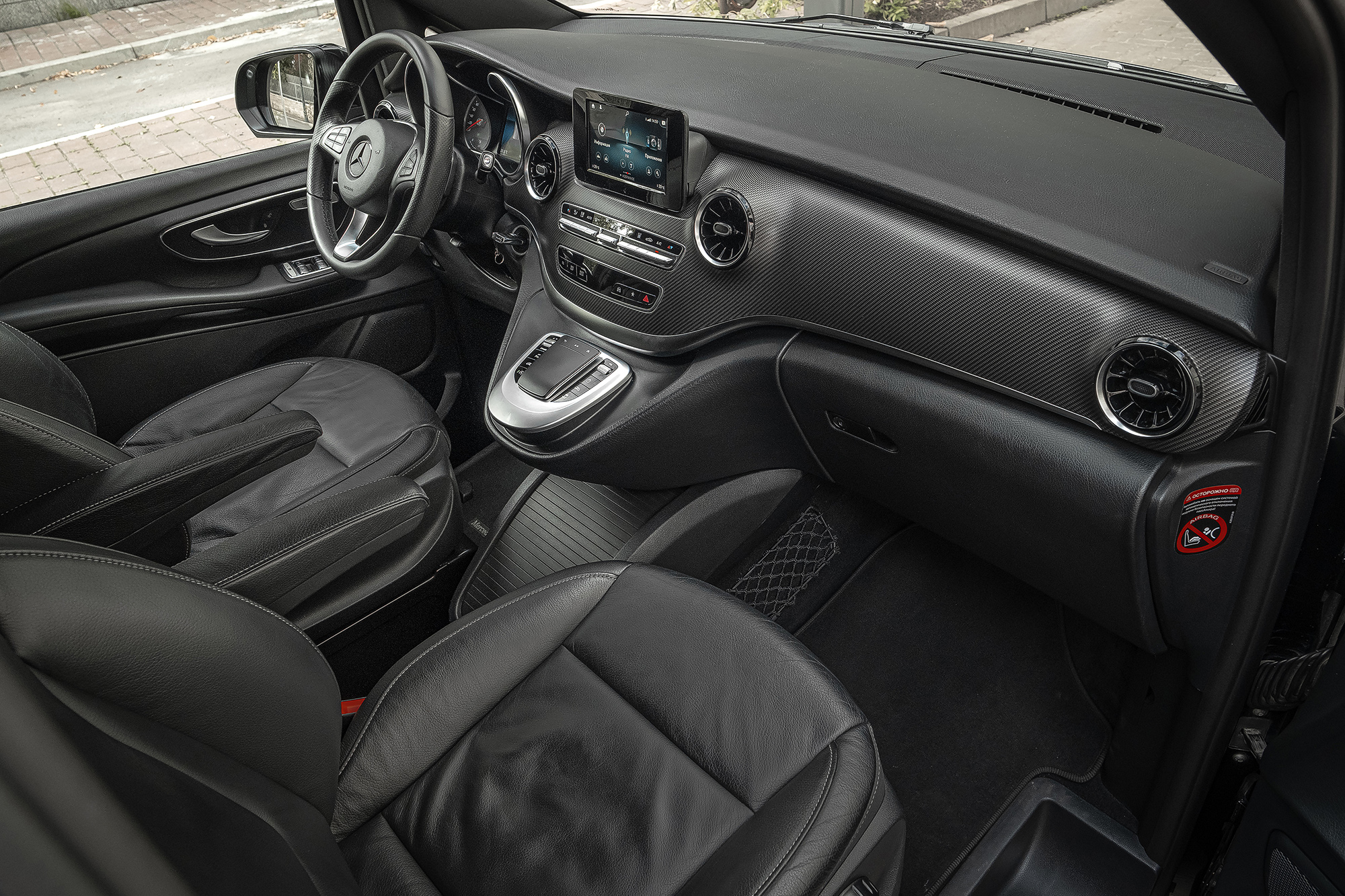 Аренда Mercedes V220d в Москве