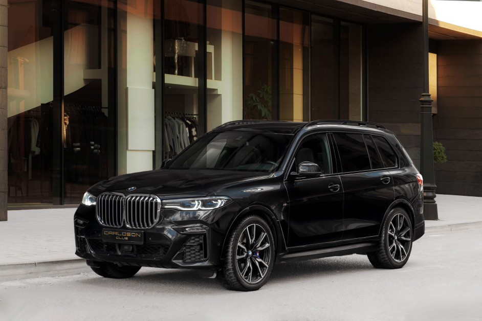 Аренда BMW X7 30d в Москве