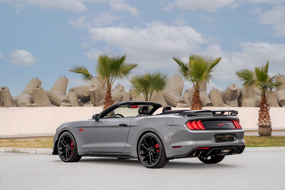 Аренда Ford Mustang Cabrio в Сочи