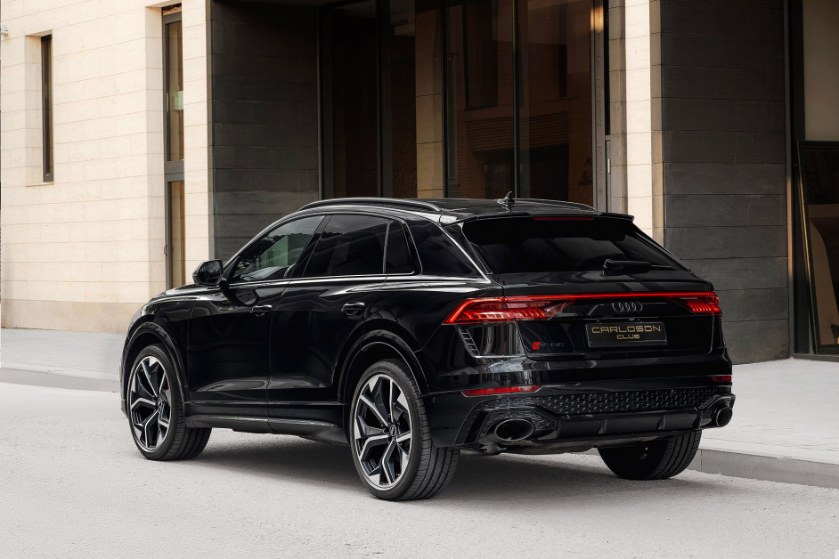 Аренда Audi RS Q8 в Москве