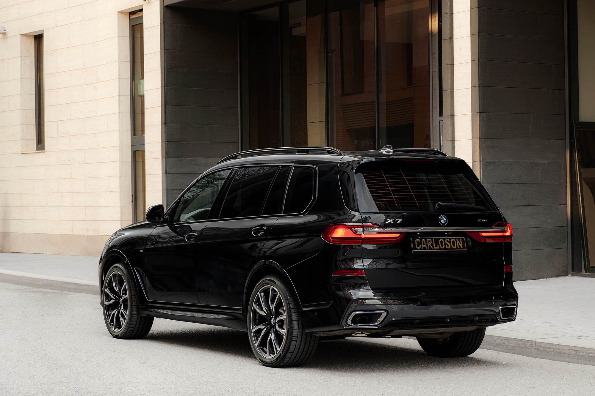 Аренда BMW X7 30d в Москве