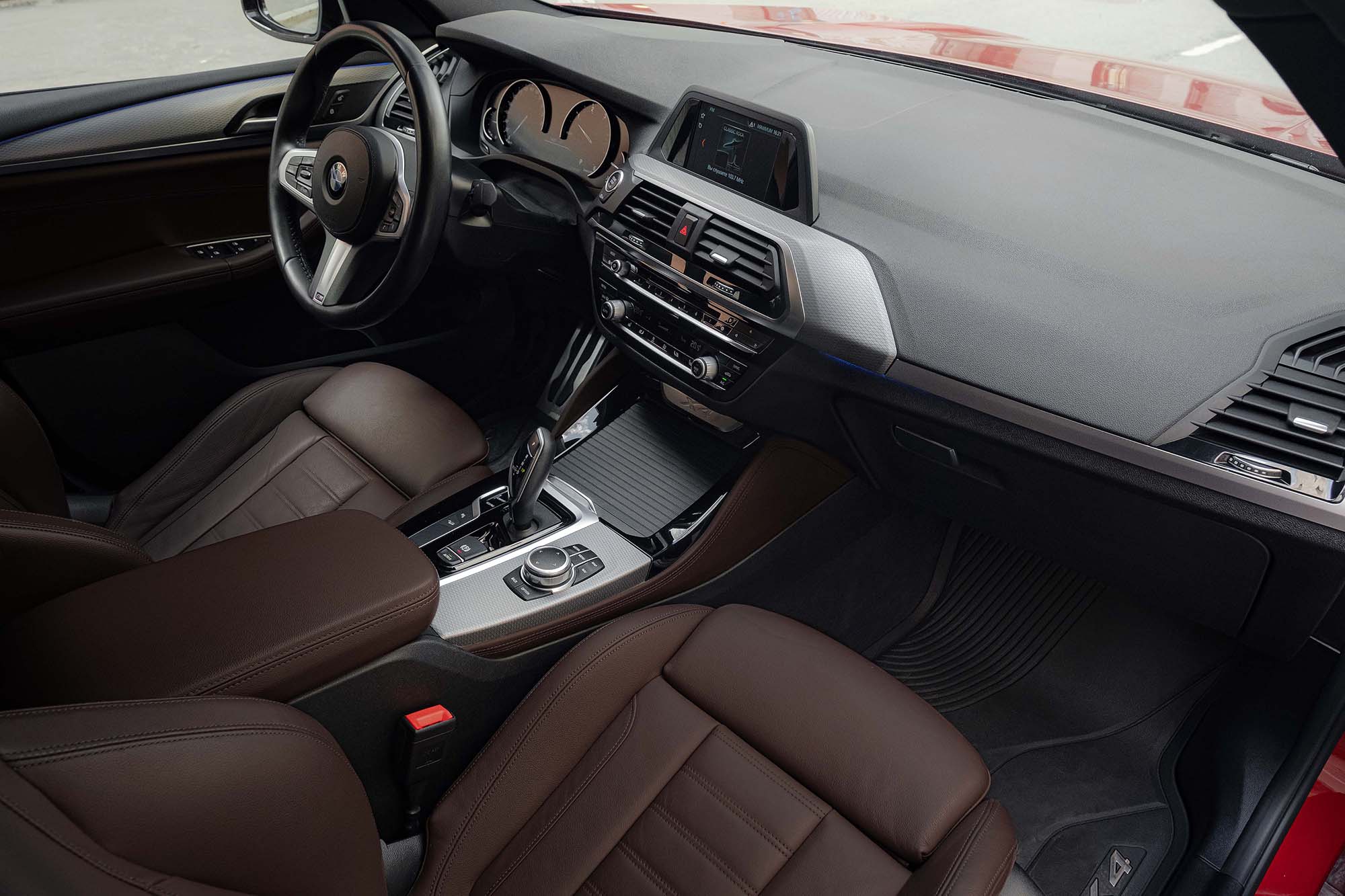 Аренда BMW X4 в Москве