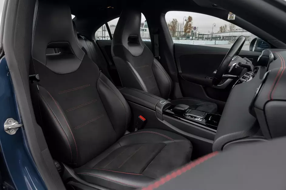 Mercedes CLA 200
