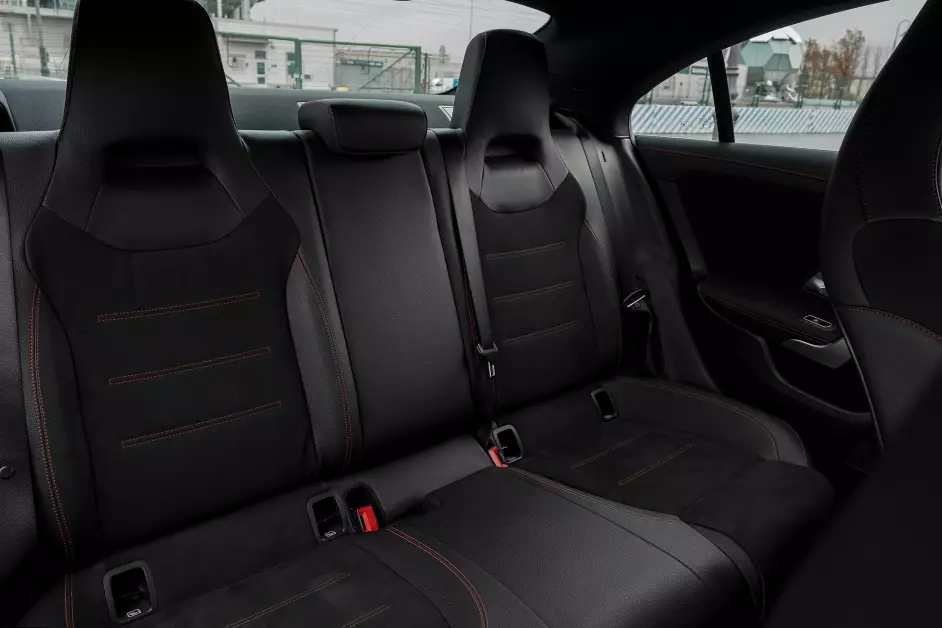 Mercedes CLA 200