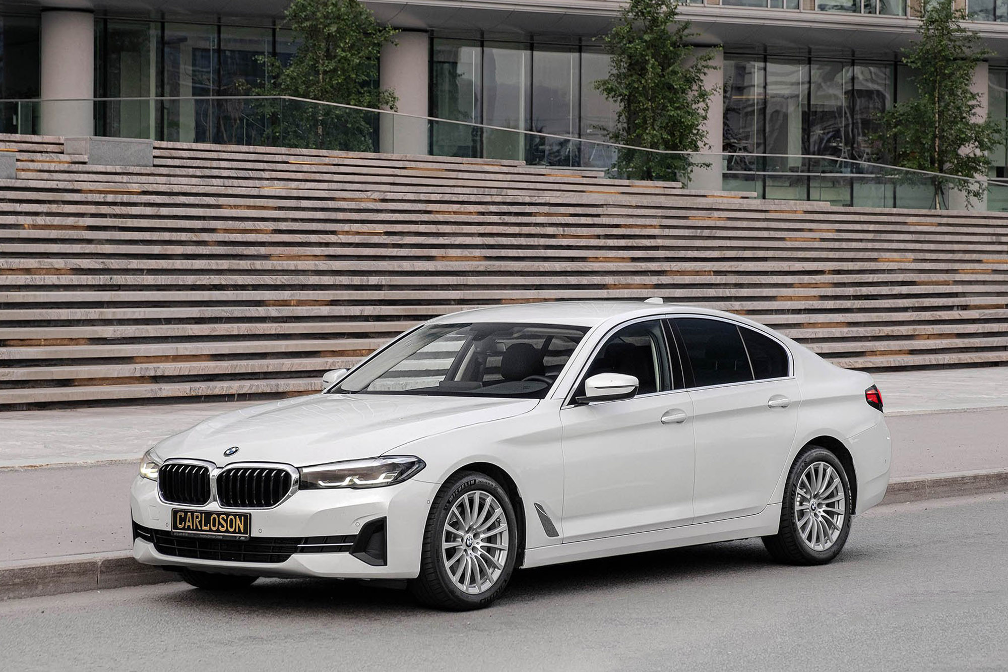 Аренда BMW 520d (rest.) в Санкт-Петербурге