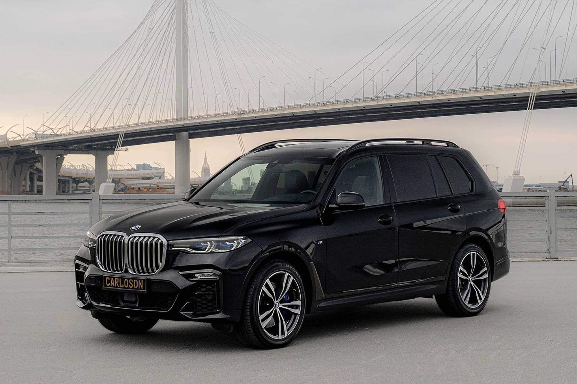Аренда BMW X7 30d в Санкт-Петербурге