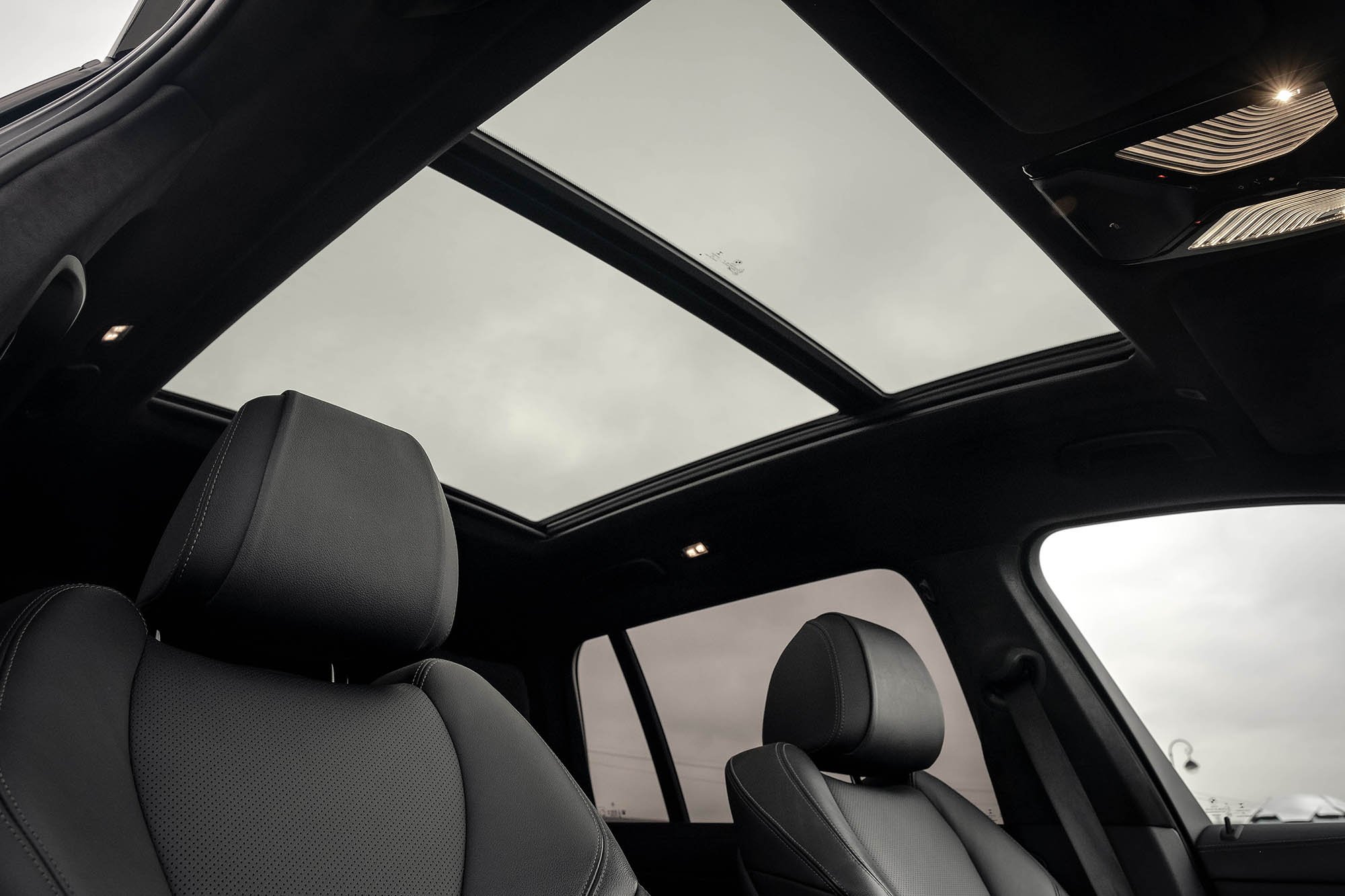 Аренда BMW X7 30d в Санкт-Петербурге
