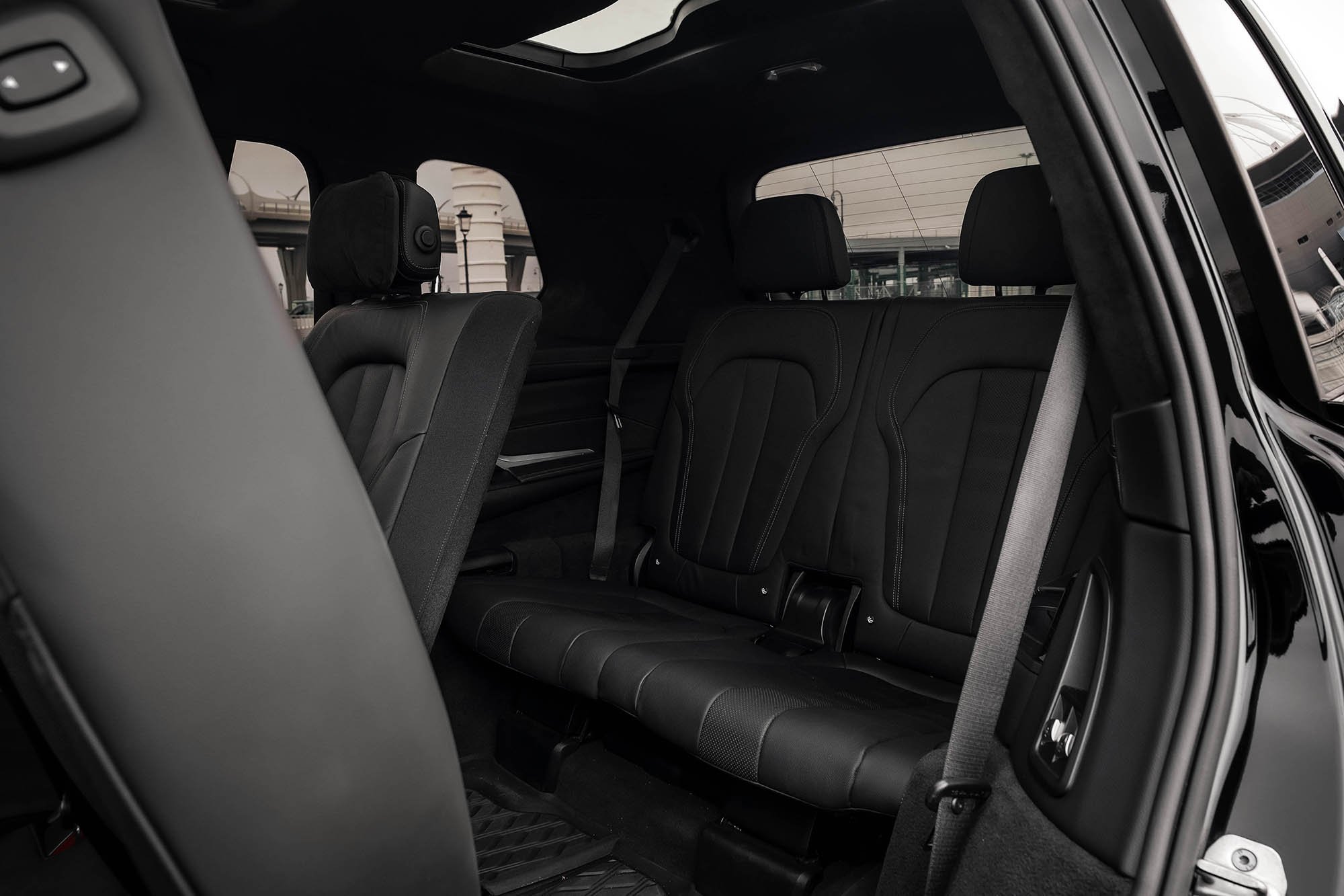 Аренда BMW X7 30d в Санкт-Петербурге