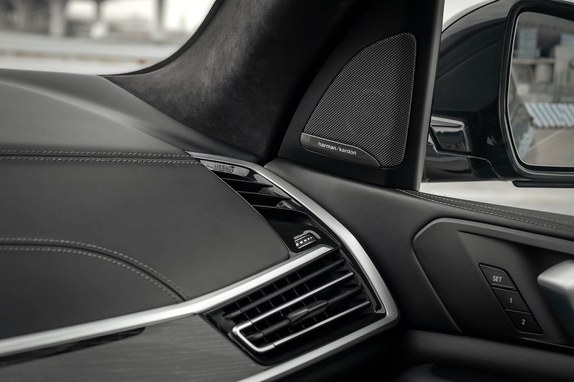 Аренда BMW X7 30d в Санкт-Петербурге