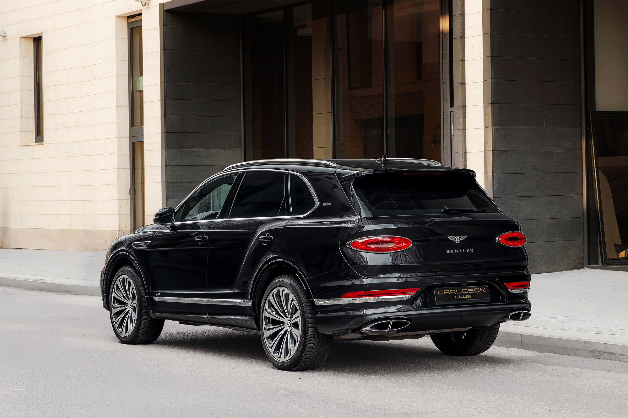 Аренда Bentley Bentayga в Москве