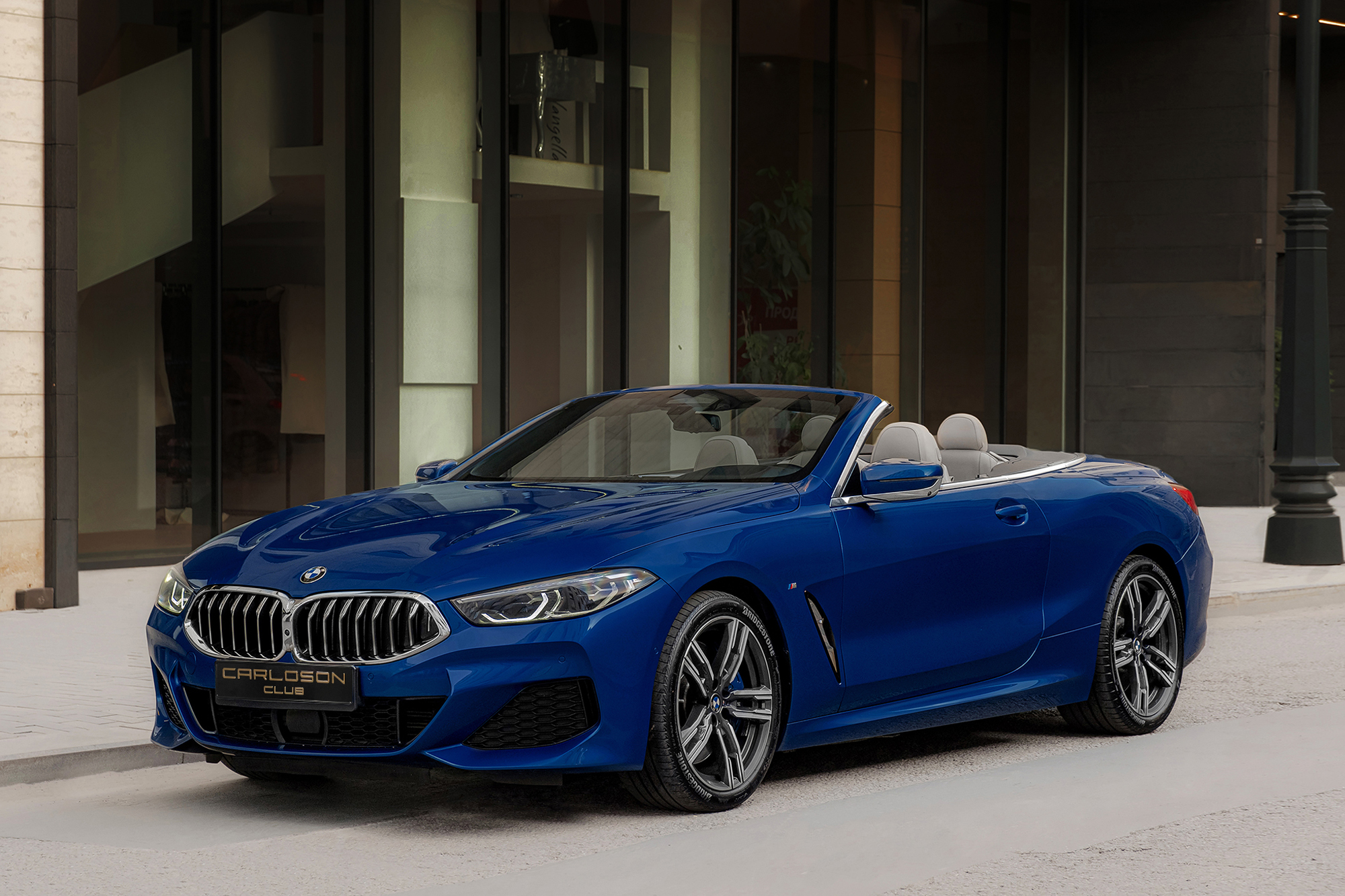 Аренда BMW 840d Cabrio M-SPORT в Москве