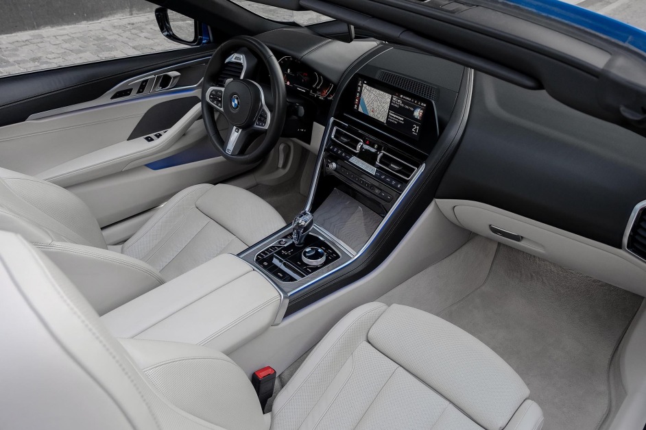 Аренда BMW 840d Cabrio M-SPORT в Москве