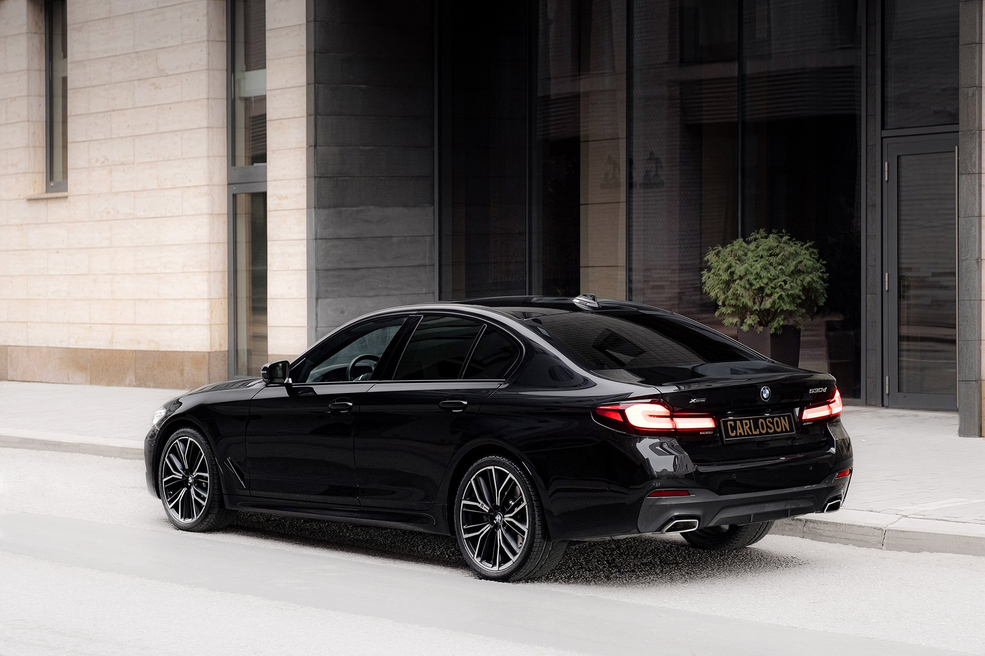 Аренда BMW 530d M-SPORT в Москве
