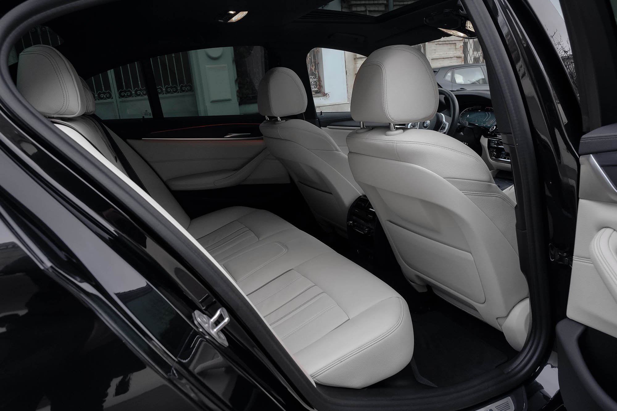 Аренда BMW 530d M-SPORT в Москве