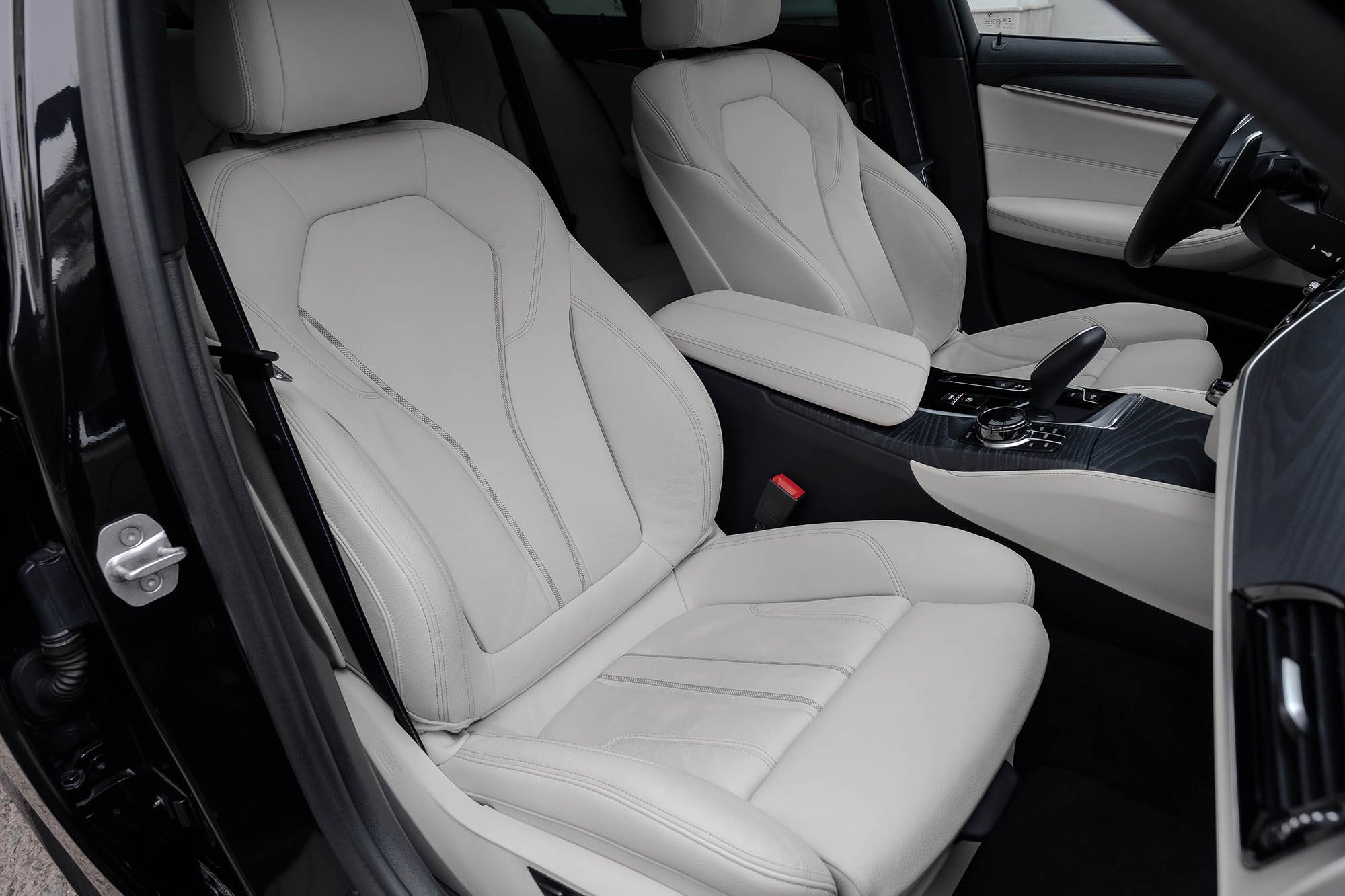 Аренда BMW 530d M-SPORT в Москве