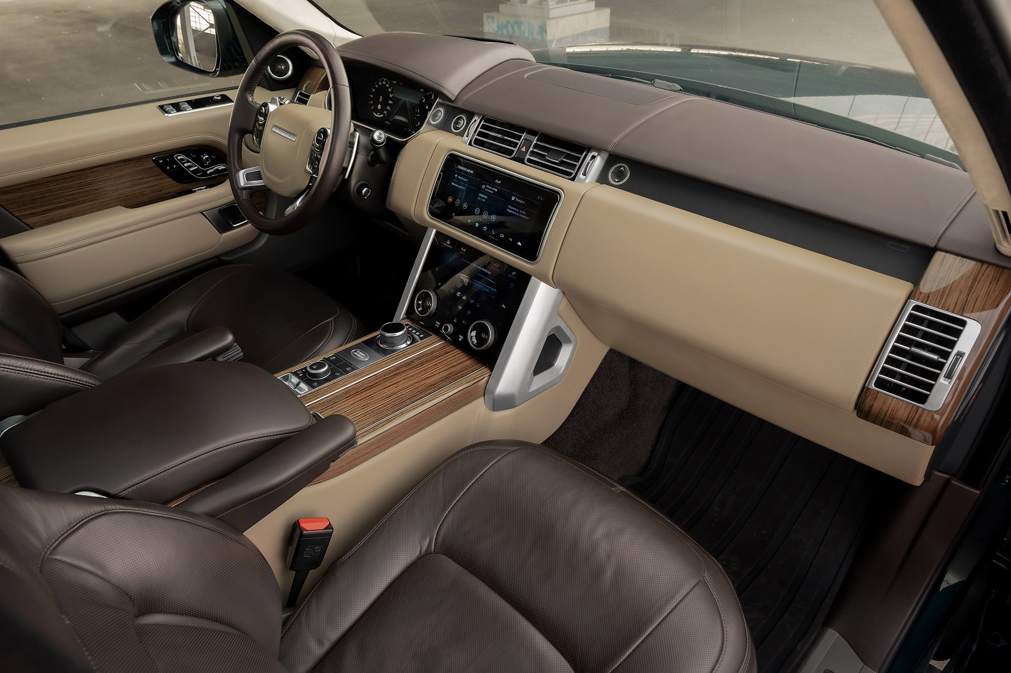 Аренда Range Rover Autobiography в Санкт-Петербурге