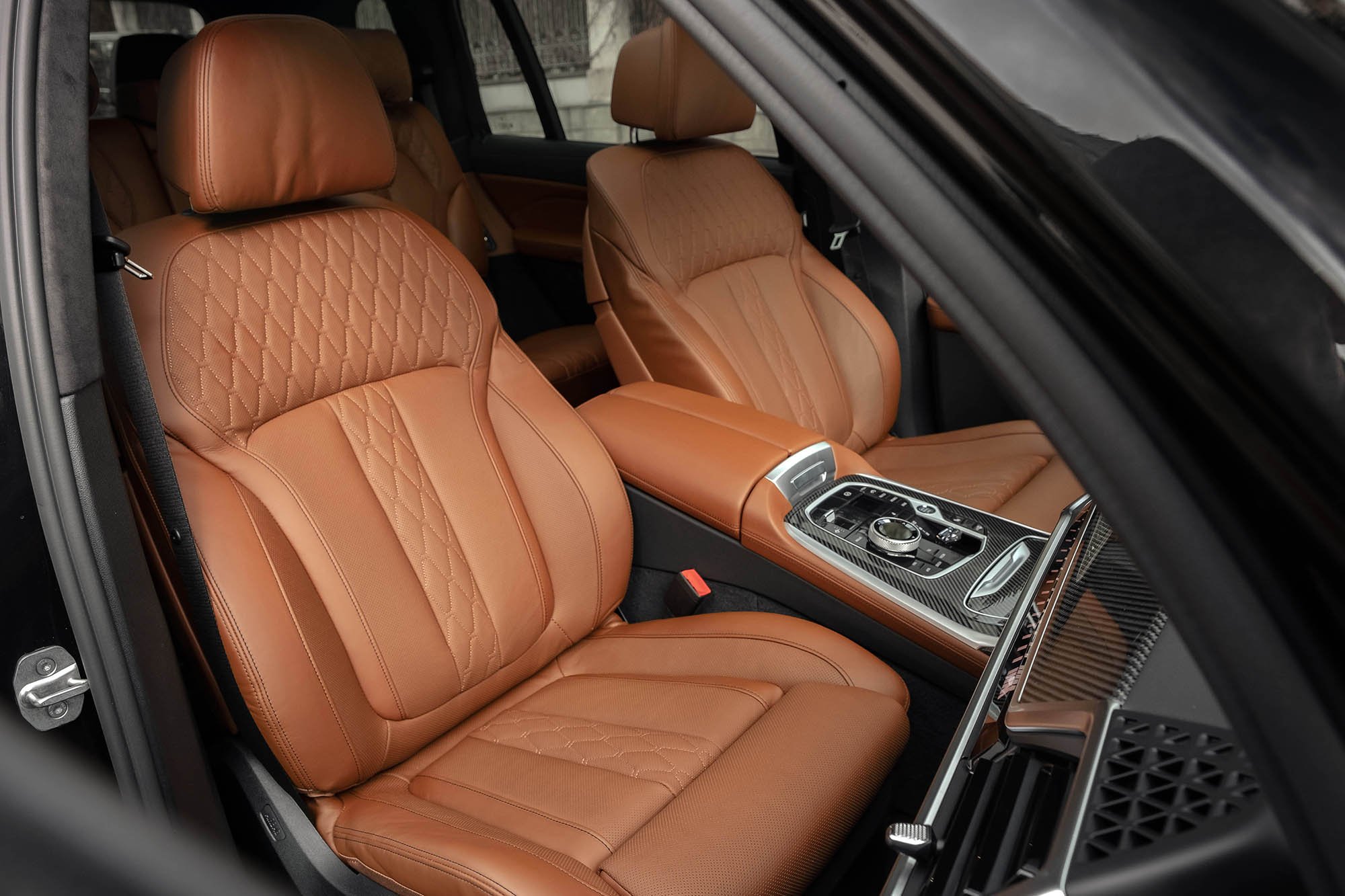 Аренда BMW X7 M60i в Москве