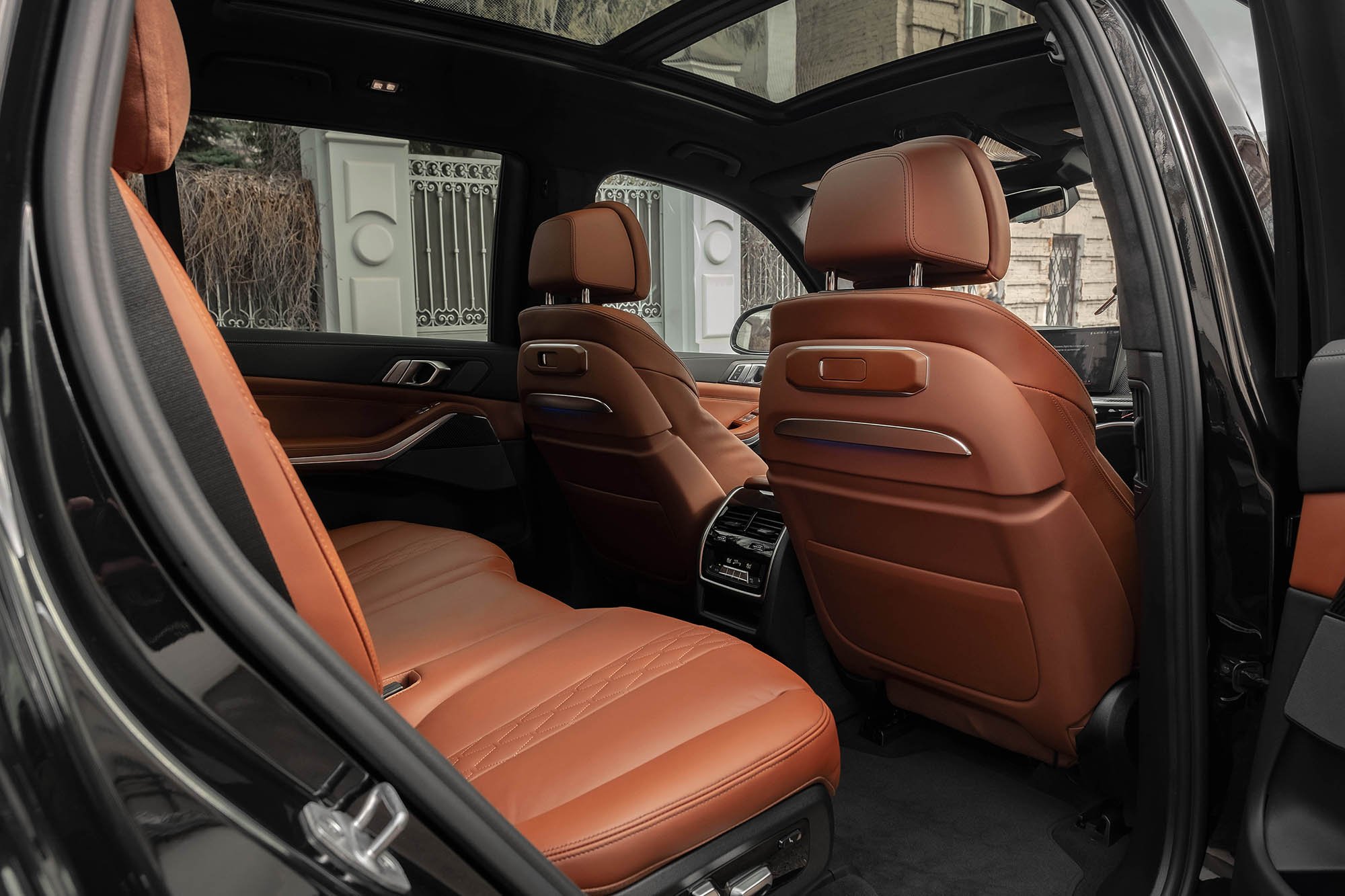Аренда BMW X7 M60i в Москве