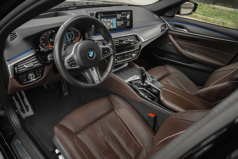 Аренда BMW 530d xDrive в Москве