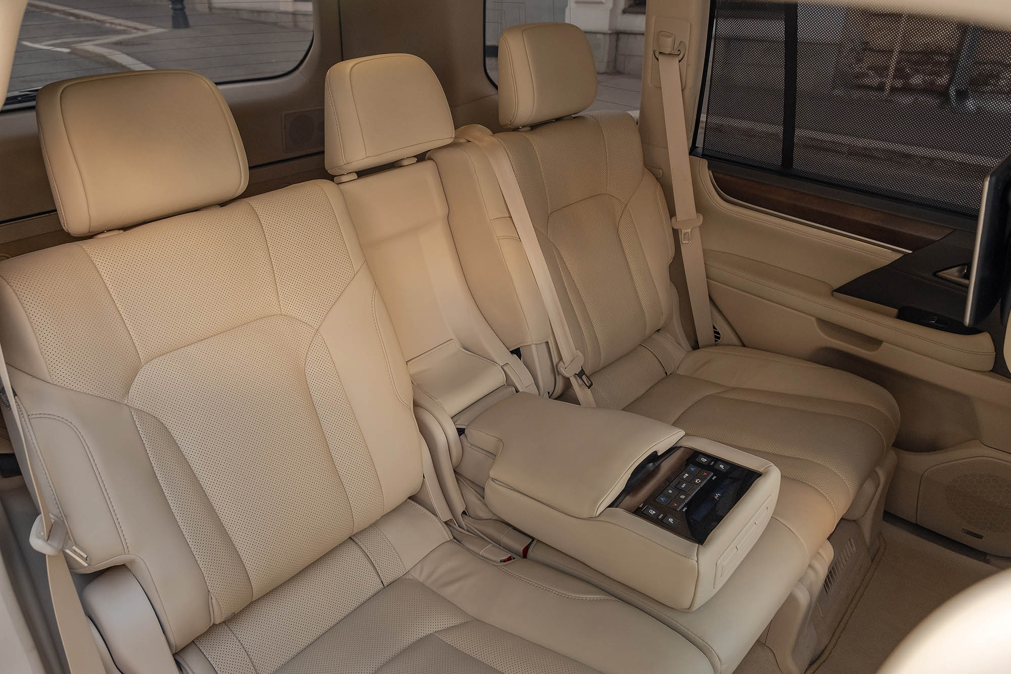 Аренда Lexus LX 570 в Москве