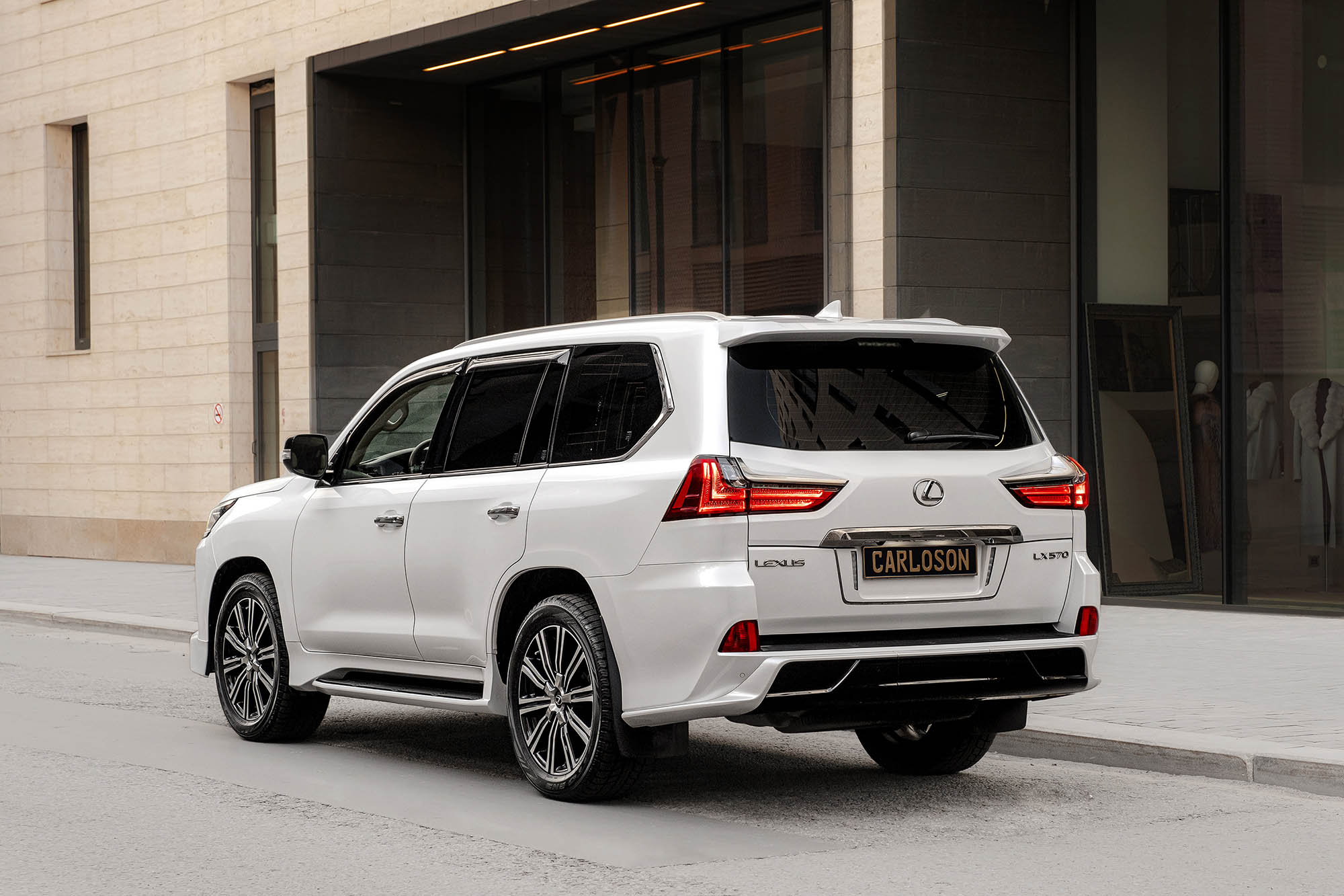 Аренда Lexus LX 570 в Москве