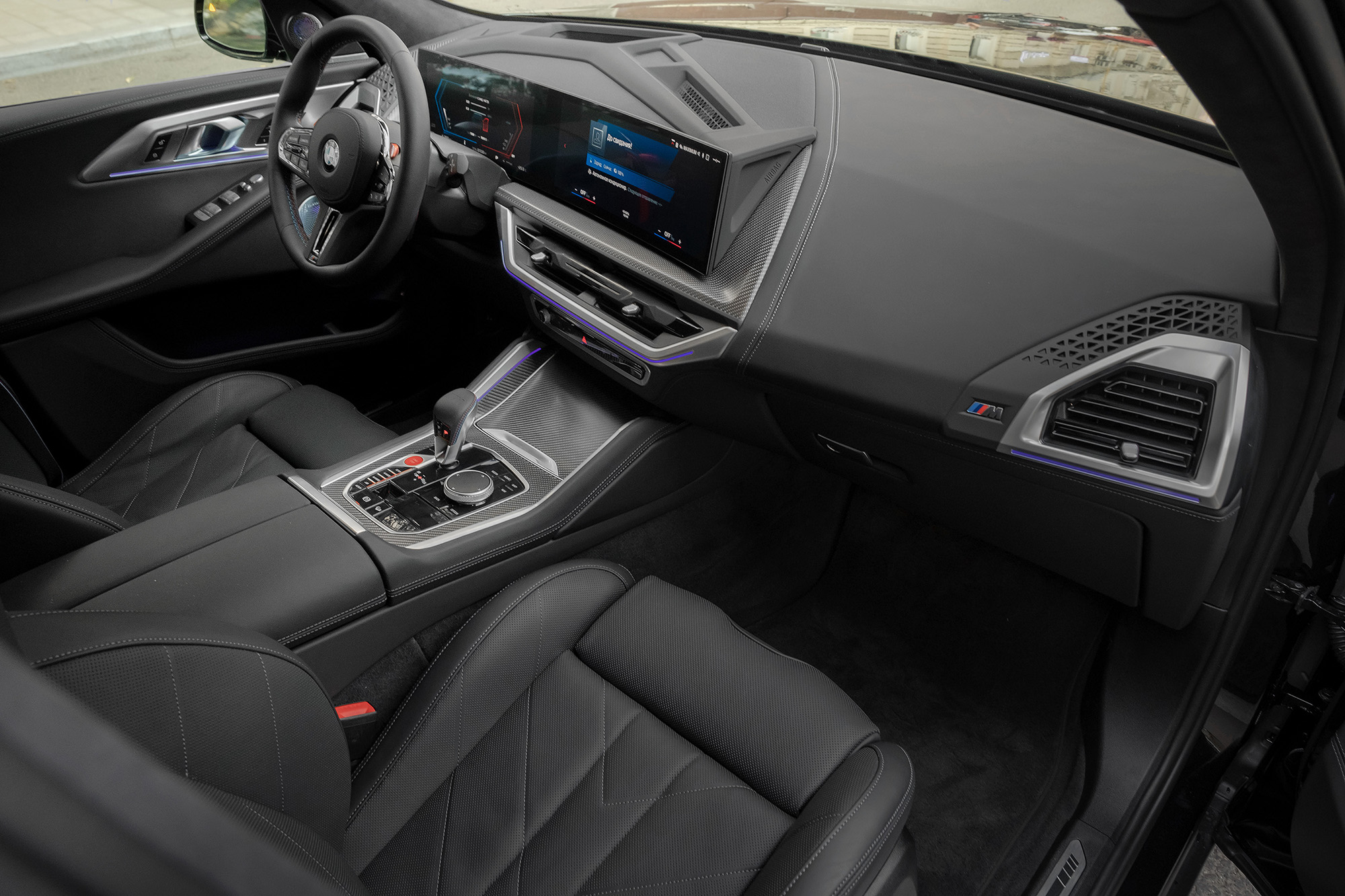 Аренда BMW XM в Москве