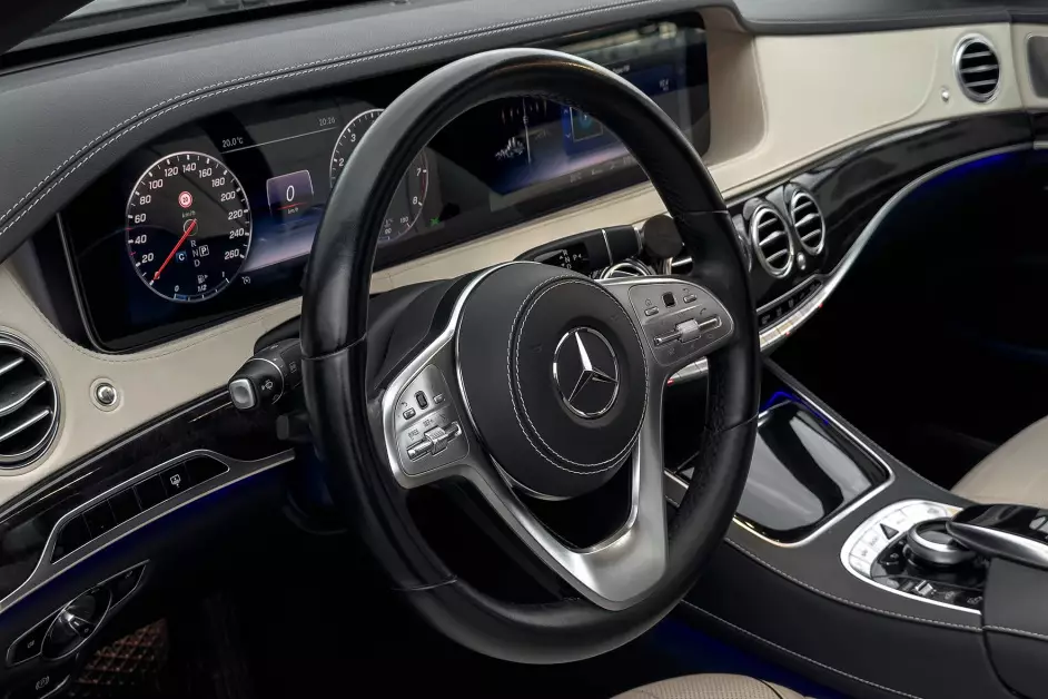 Mercedes S450