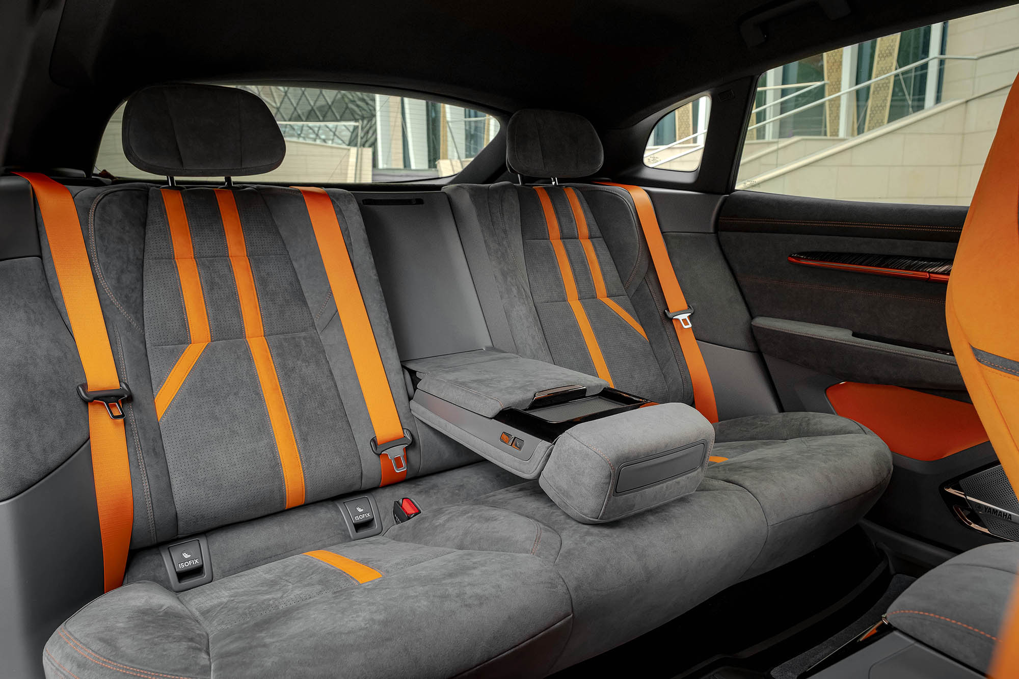 Аренда Zeekr 001 в Москве