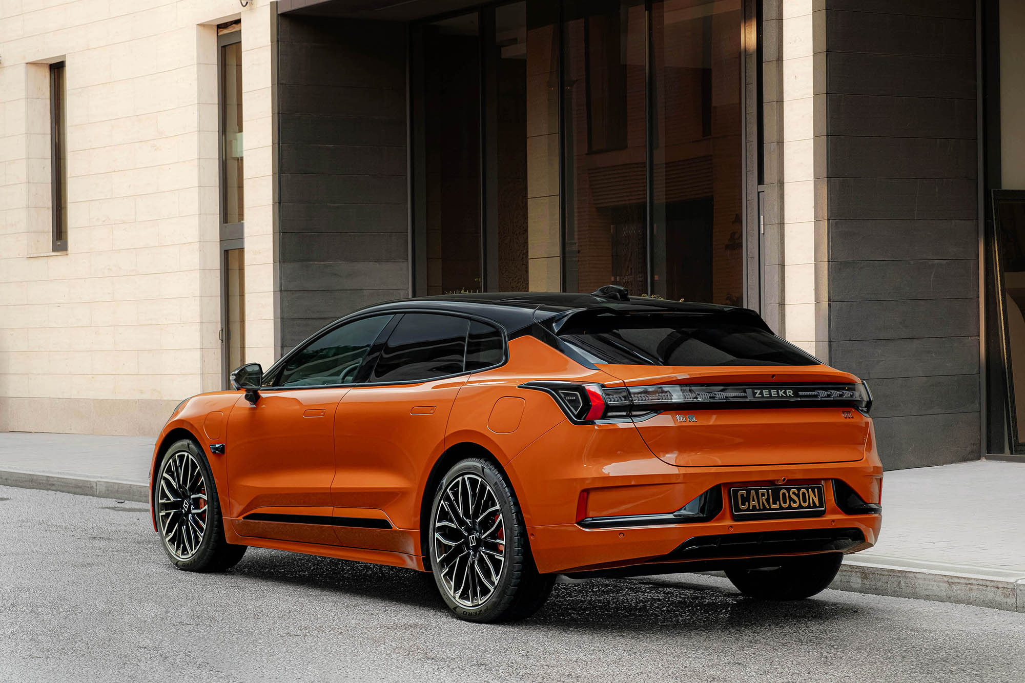 Аренда Zeekr 001 в Москве