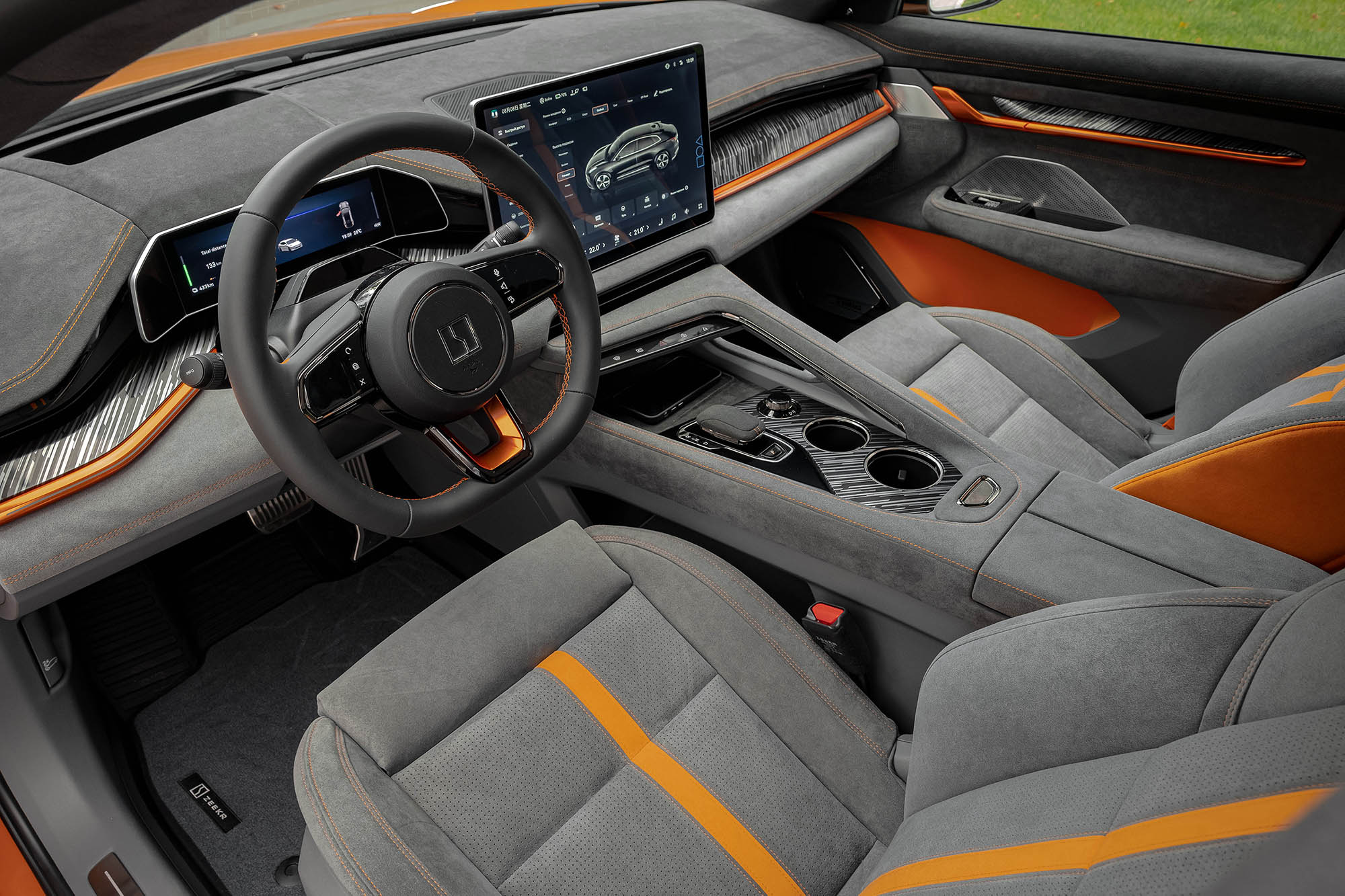 Аренда Zeekr 001 в Москве