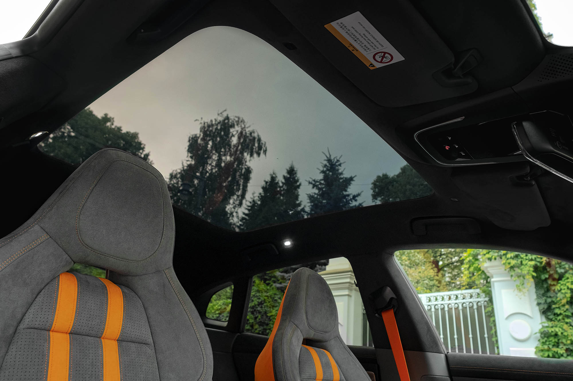 Аренда Zeekr 001 в Москве