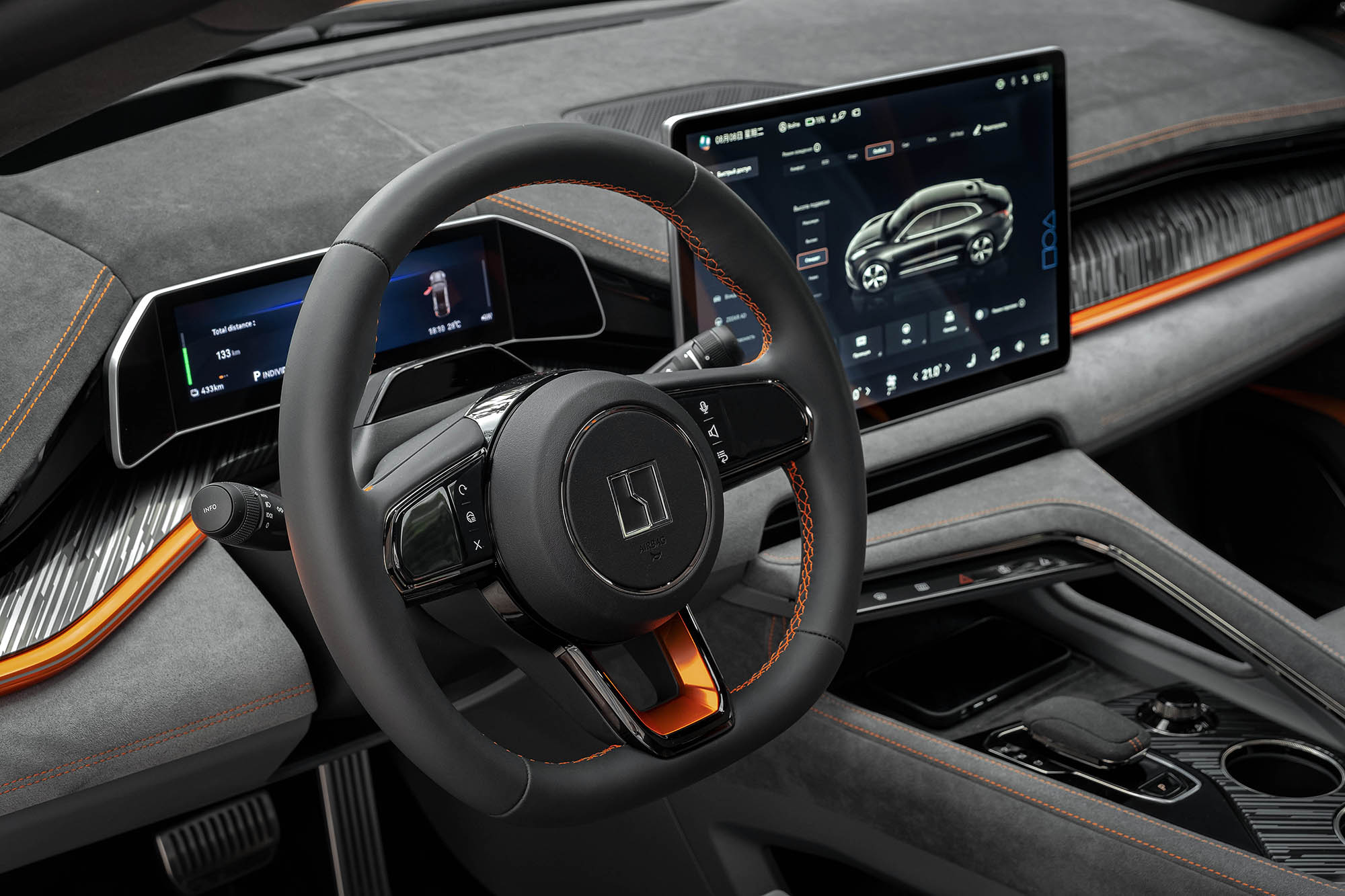 Аренда Zeekr 001 в Москве