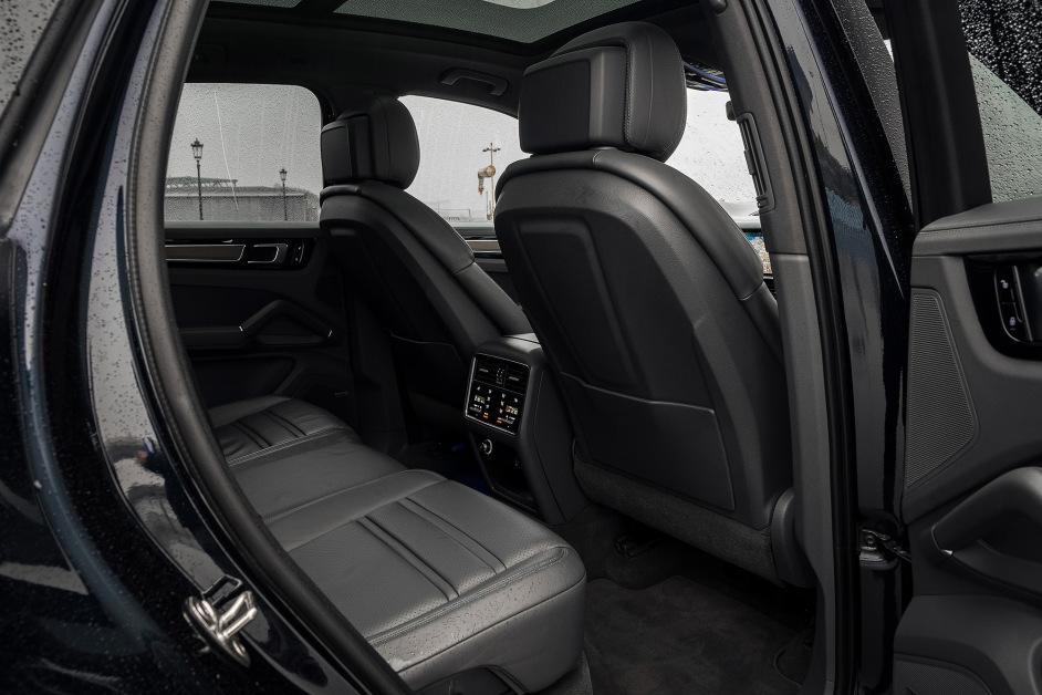 Аренда Porsche Cayenne S в Сочи