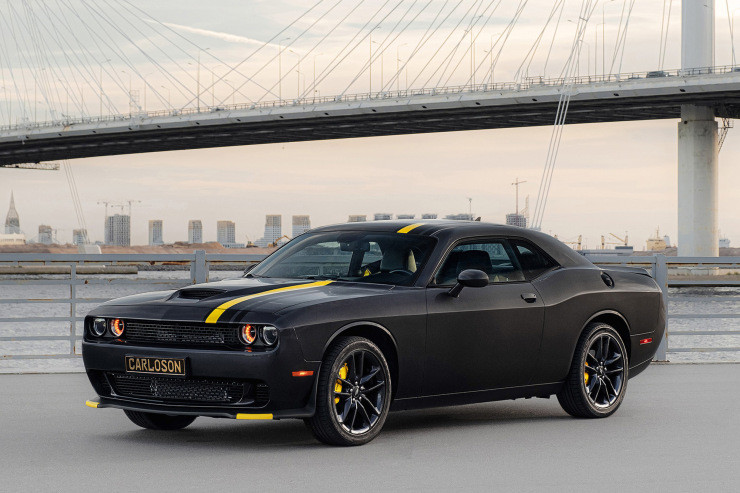 Аренда Dodge Challenger 4WD в Санкт-Петербурге