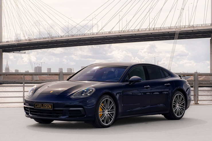 Аренда Porsche Panamera 4 в Санкт-Петербурге