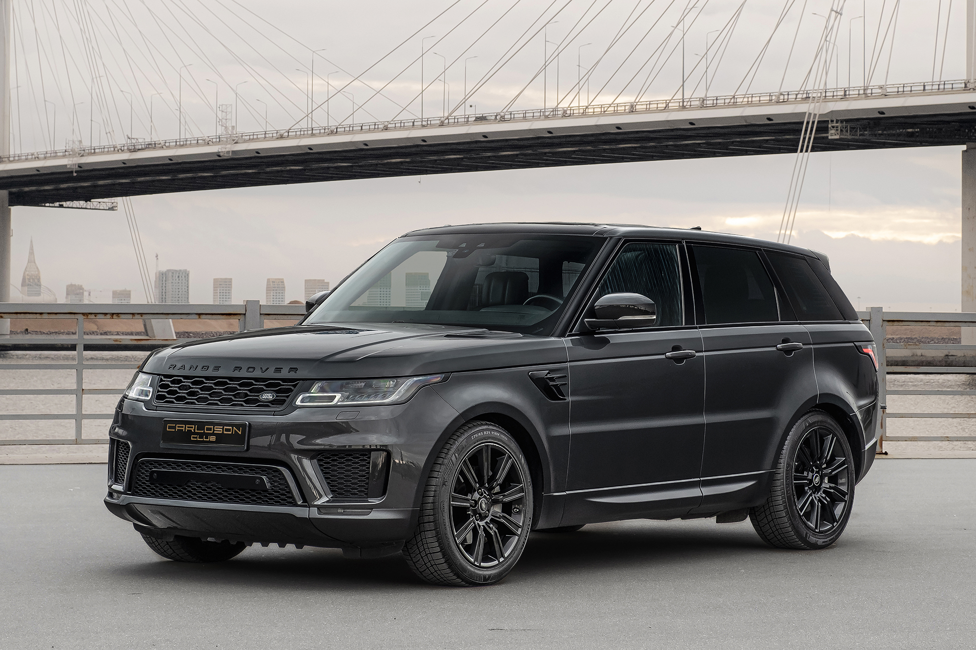 Аренда Range Rover Sport в Санкт-Петербурге