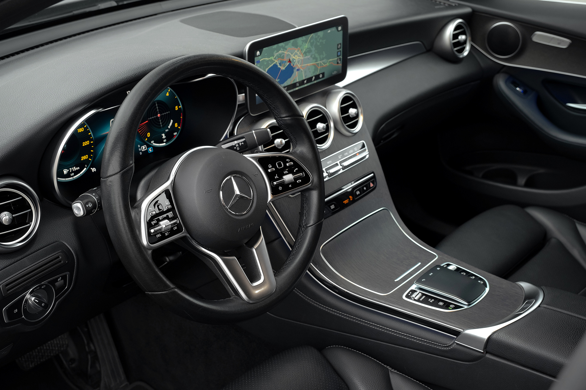 Аренда Mercedes GLC coupe 220d в Санкт-Петербурге