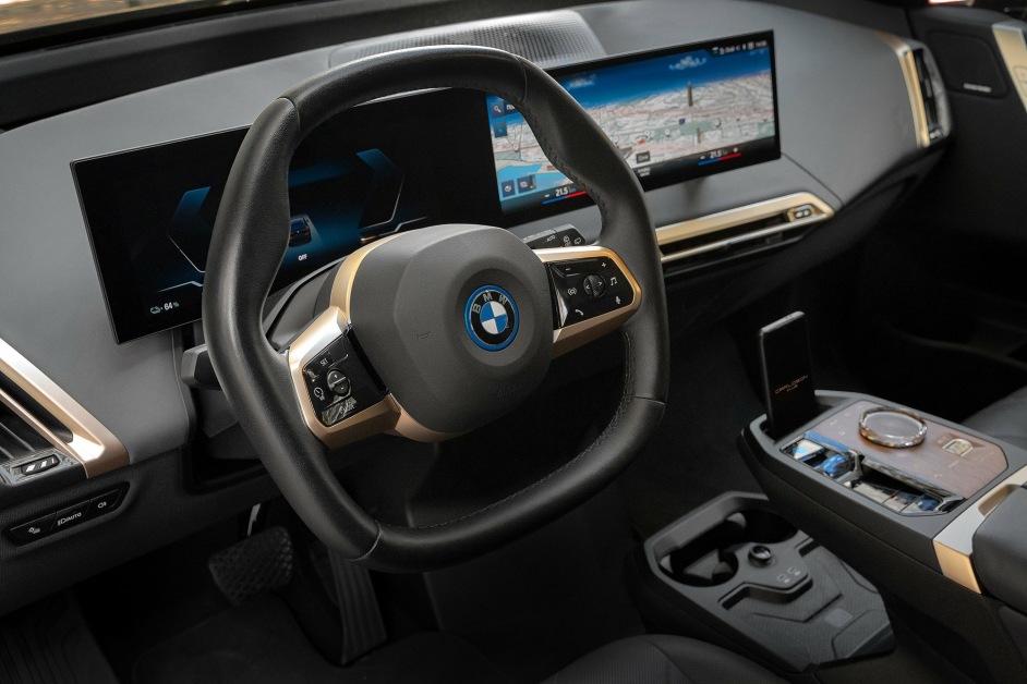 Аренда BMW iX xDrive в Сочи