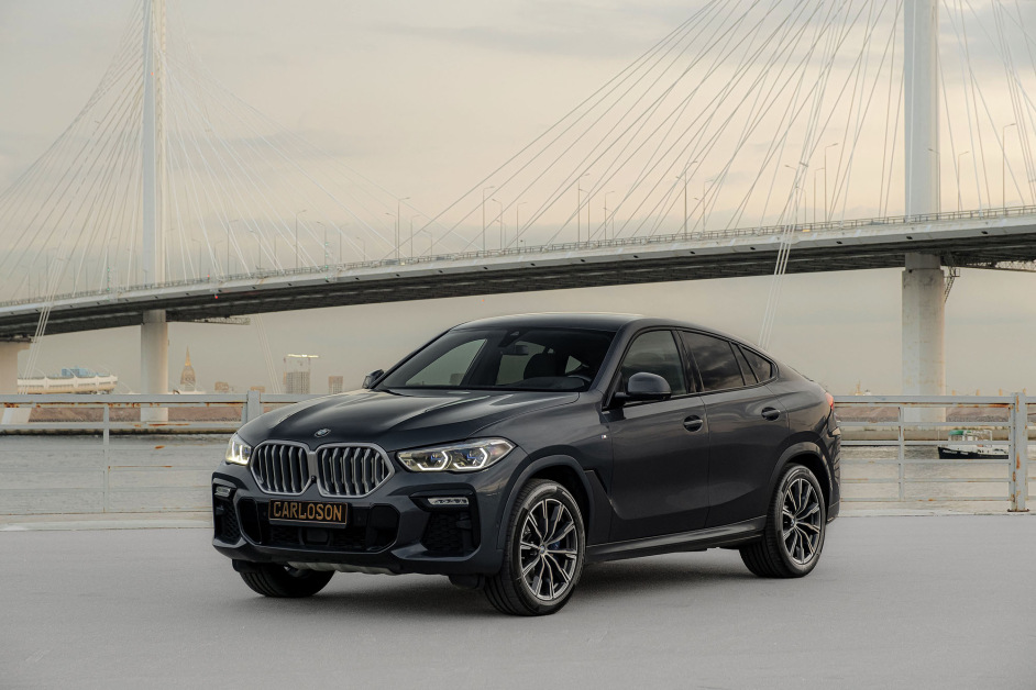 Аренда BMW X6 30d в Санкт-Петербурге