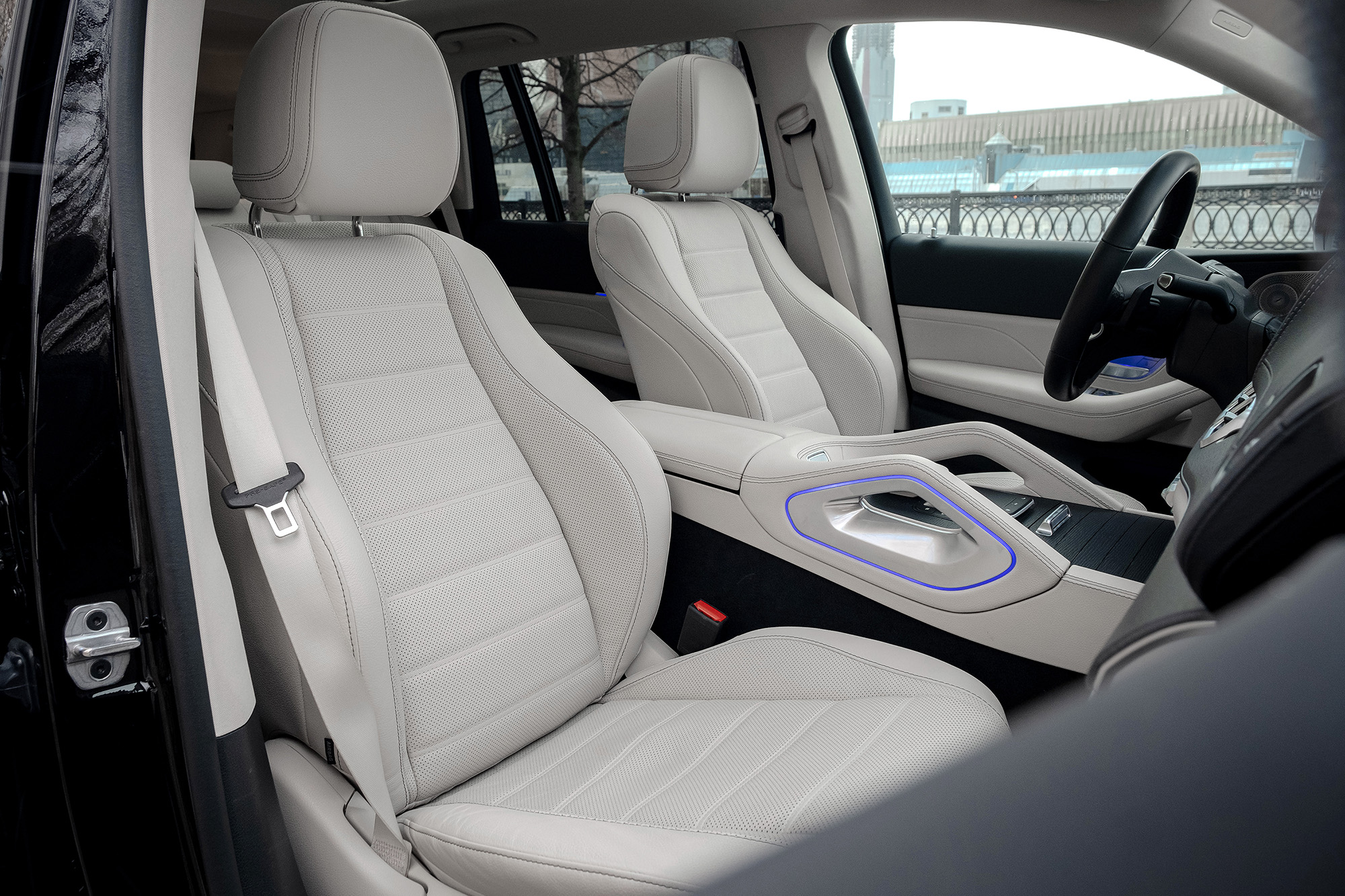 Аренда Mercedes GLS 450 в Москве
