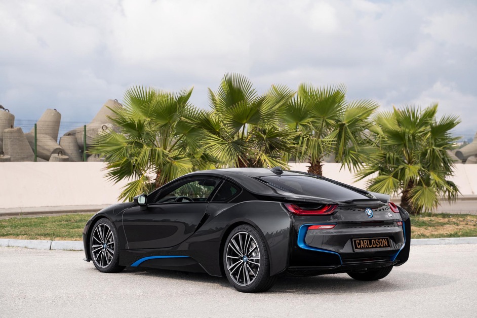 Аренда BMW i8 в Сочи