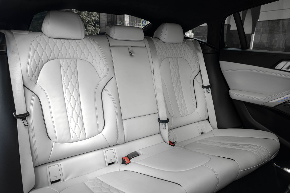 Аренда BMW X6 30d M-Sport в Москве