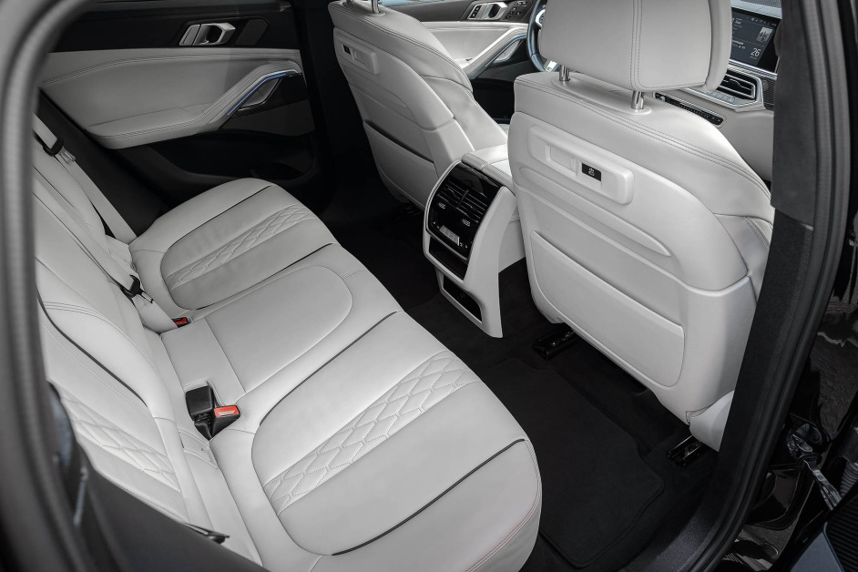 Аренда BMW X6 30d M-Sport в Москве