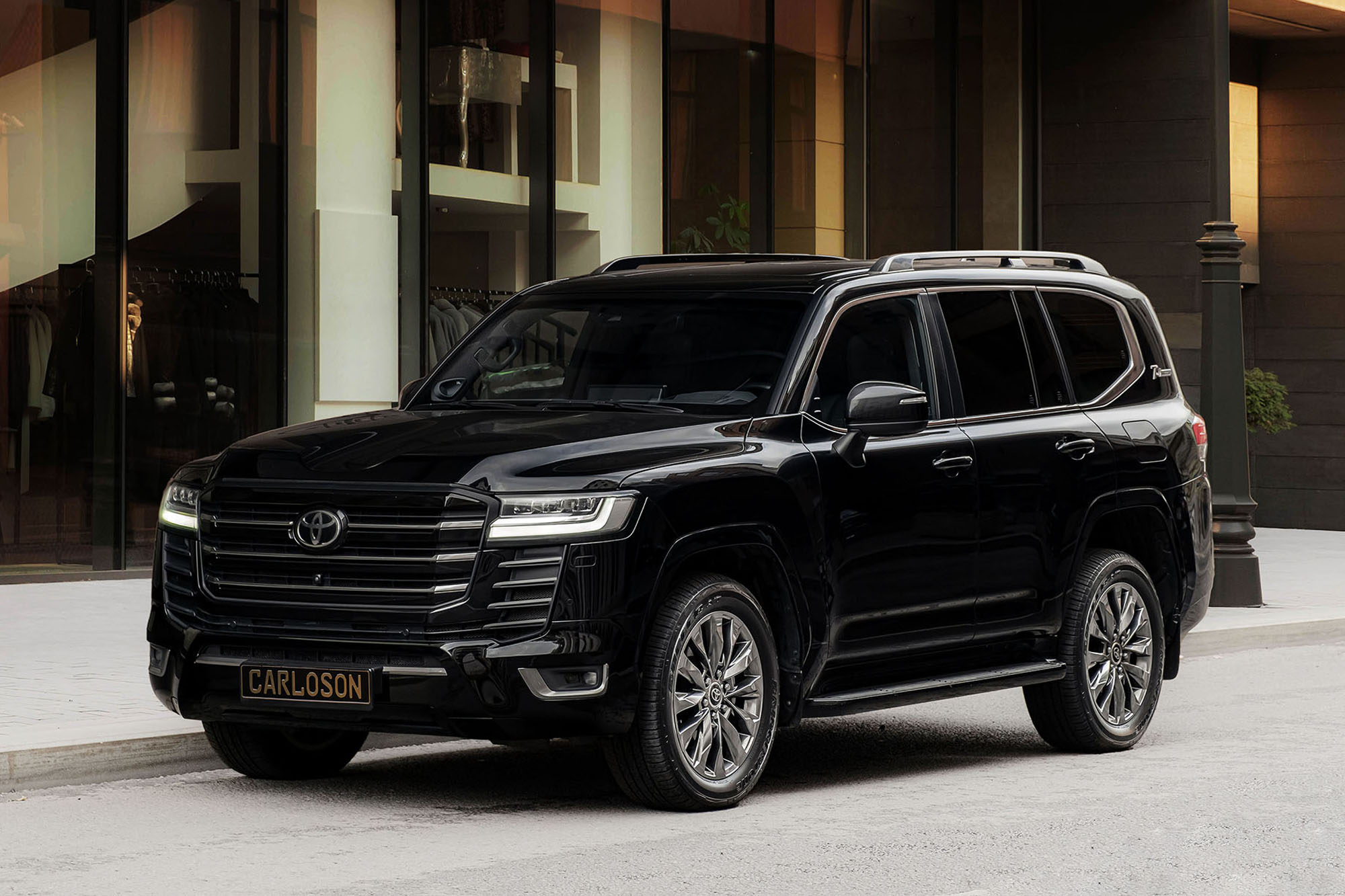 Аренда Toyota Land Cruiser 300 в Москве